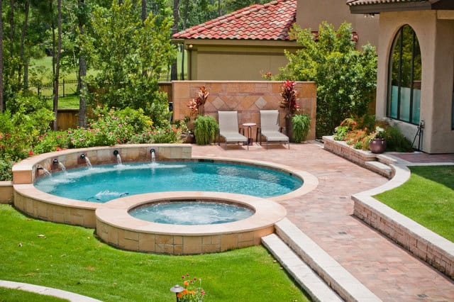 17 Astounding Small Backyard Ideas That Are Worth Stealing 10