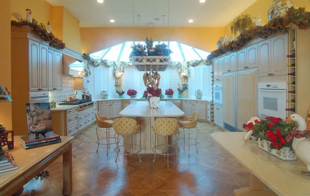 15 Timeless Baroque Kitchen Designs That You Must See 10