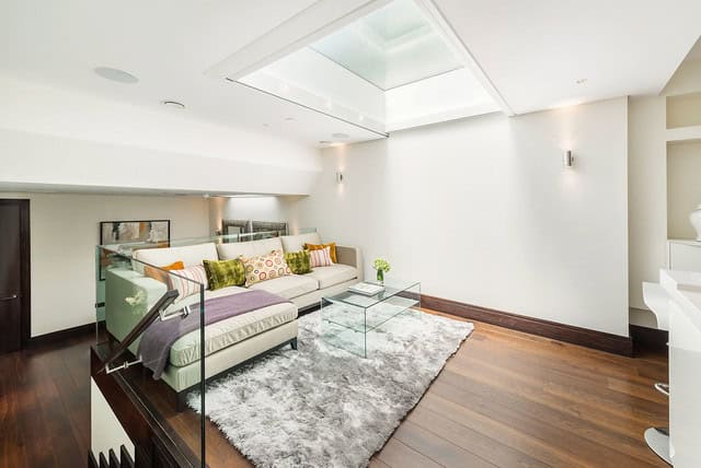 15 Interesting Mezzanine Living Room Designs That Will Inspire You 15