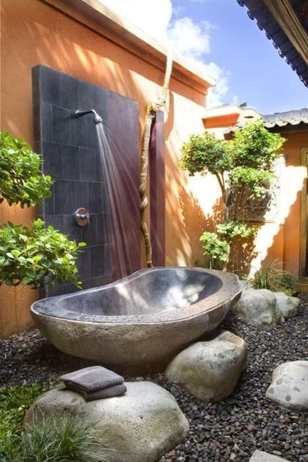 16 Really Amazing Ways To Set Up Outdoor Shower
