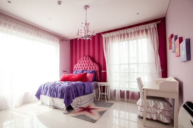 Pink Chandeliers In Your Interior Design- Why Not?