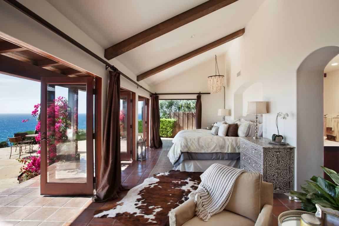 18 Captivating Mediterranean Bedroom  Designs  You Won t 