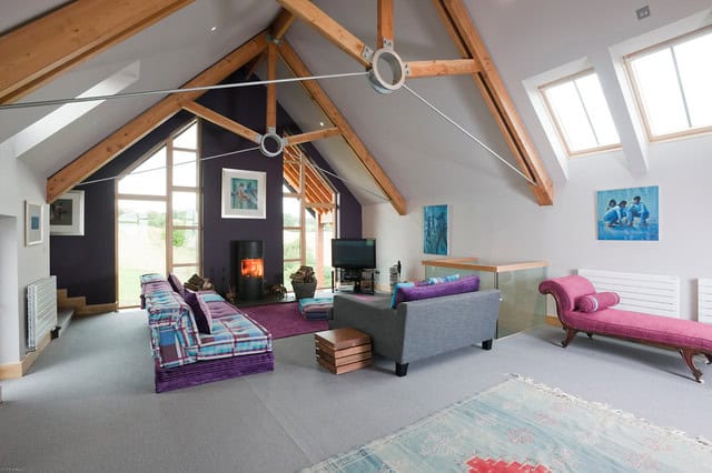 15 Interesting Mezzanine Living Room Designs That Will Inspire You 9