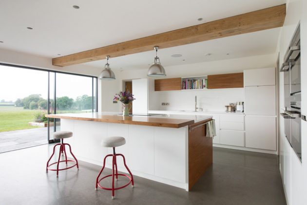 16 Irreplaceable White Kitchen Designs That Abound With Serenity &amp; Elegance