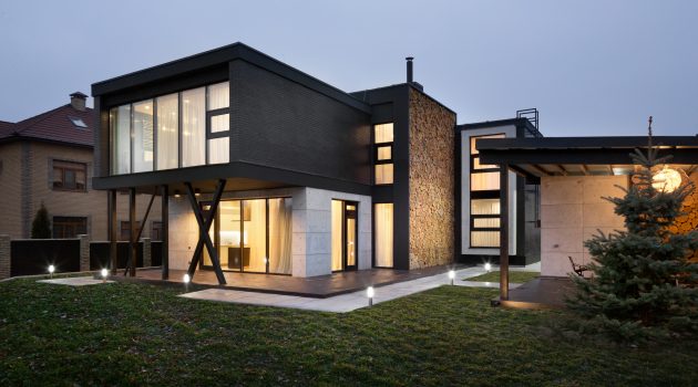 Buddy’s House – A Truly Modern Home By Sergey Makhno In Ukraine