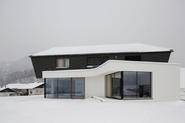House PS by SoNo Arhitekti - A Contemporary Residence in Slovenia