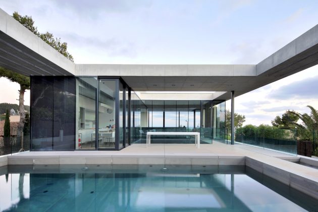 House in Costa d'en Blanes by SCT Estudio de Arquitectura in Mallorca, Spain