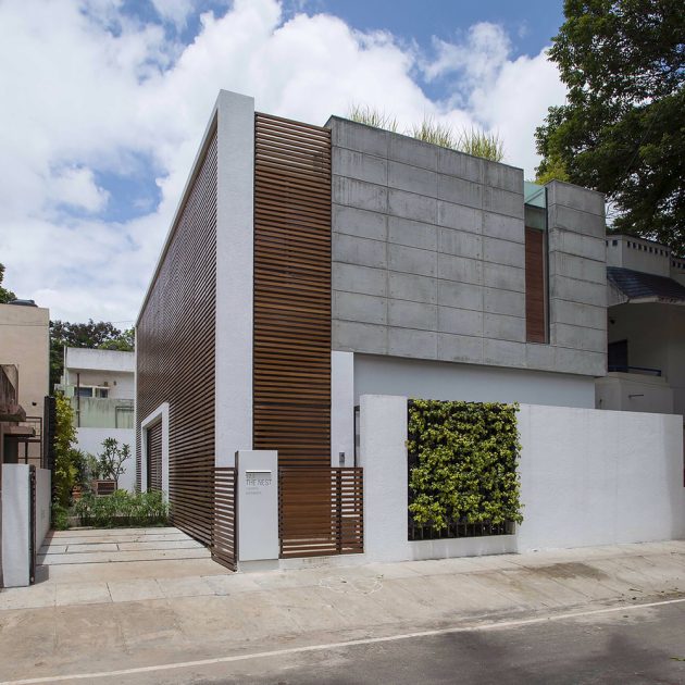 The Badri Residence - A Modern Indian Home by Architecture Paradigm