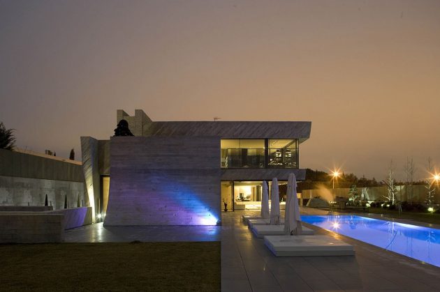 The Concrete Open Box House By A-cero In Madrid, Spain (9)