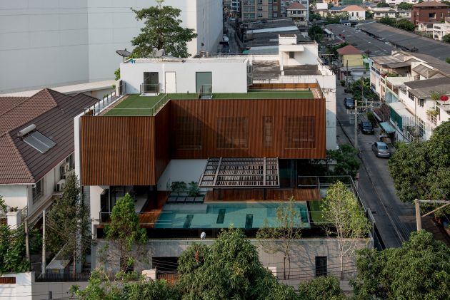 The Eye-Catching Joly House by StuDO Architects in Thailand (6)
