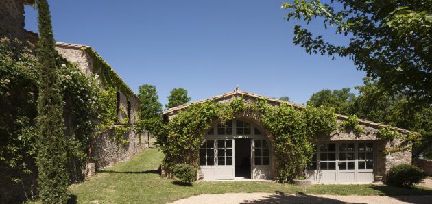 The Fascinating Casa Empordà by Rife Design in Girona, Spain (2)