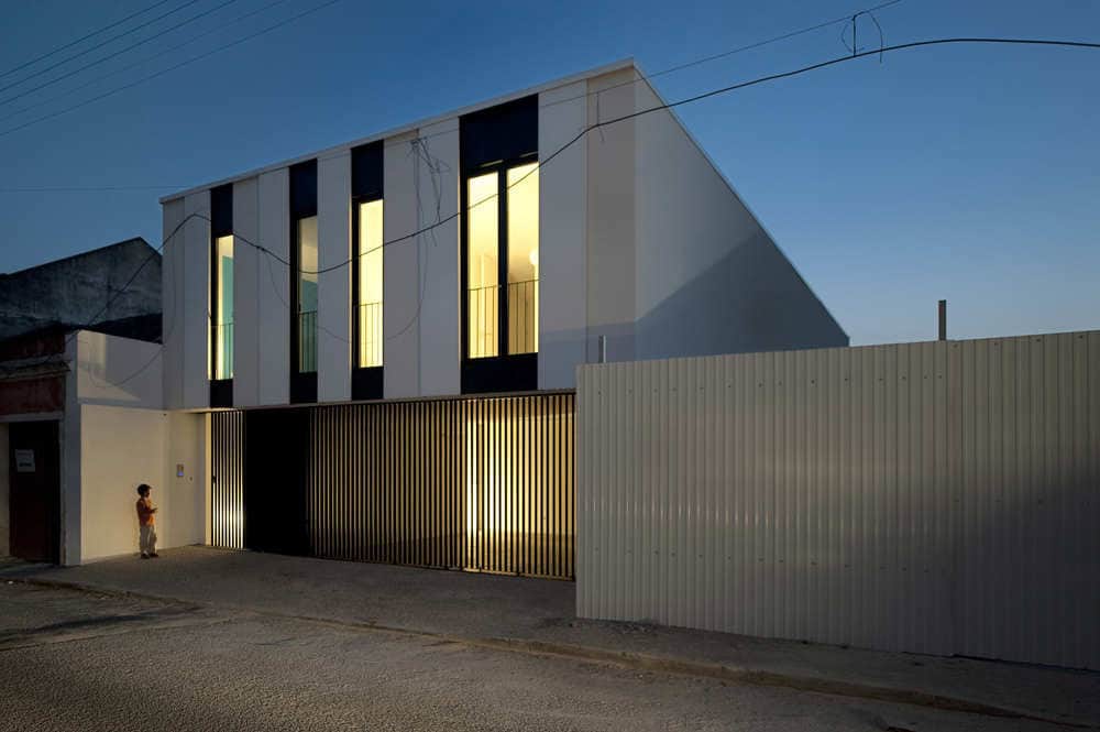 The Jarego House by CVDB arquitectos in Portugal The Jarego House by CVDB arquitectos in Portugal (3)