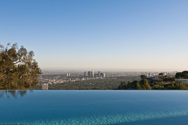The Nightingale House by Marc Canadell In Hollywood Is All You Need