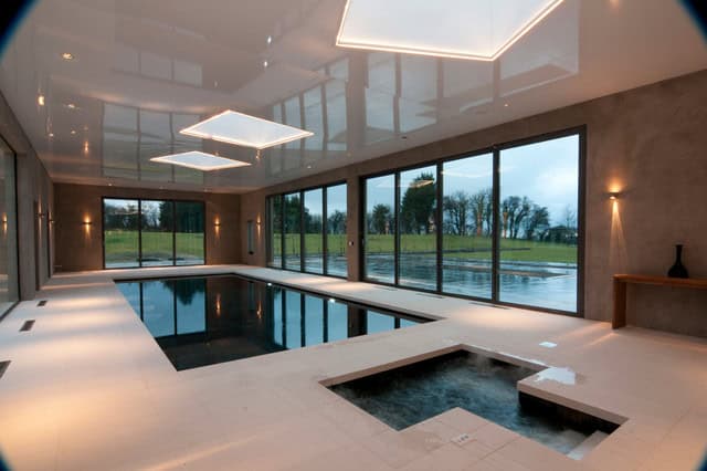 20 Marvelous Indoor Swimming Pool Designs That Everyone Should See 12