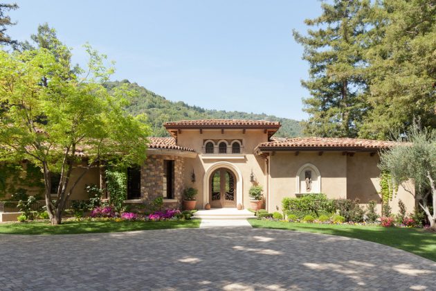 15 Exceptional Mediterranean Home Designs You're Going To Fall In Love With - Part 1