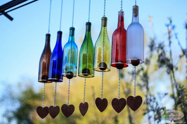 How to Decorate with Amber Glass Bottles (and where to find them cheap!) -  DIY Beautify - Creating Beauty at Home