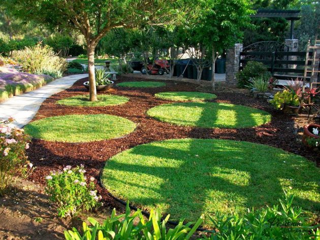 17 Gorgeous Ideas For Properly Decorating Lawn