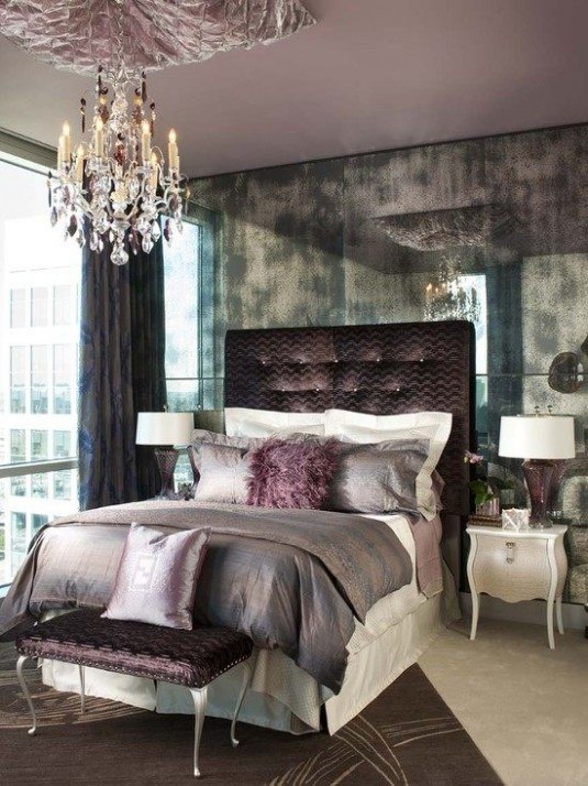 16 Fascinating Bedrooms With Extravagant Chandeliers
