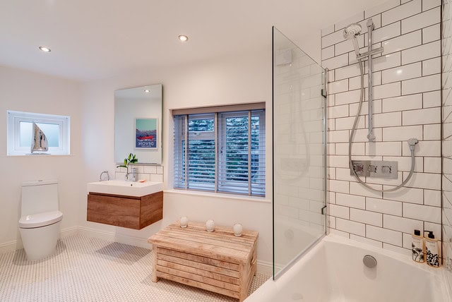 20 Beautiful Examples How To Enhance The Look Of The Bathroom With Simple Details 7