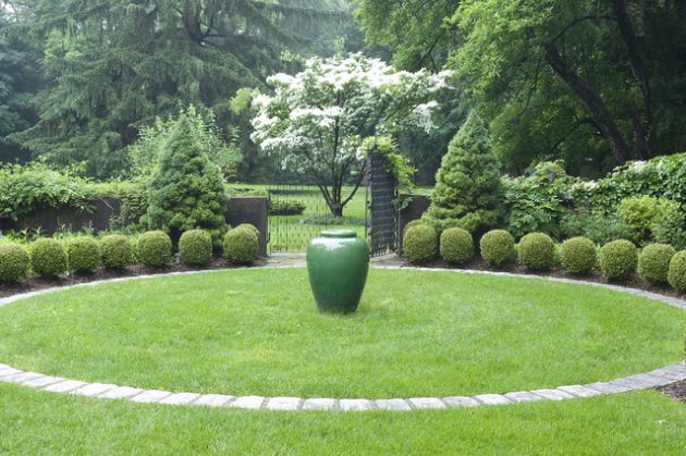 17 Gorgeous Ideas For Properly Decorating Lawn