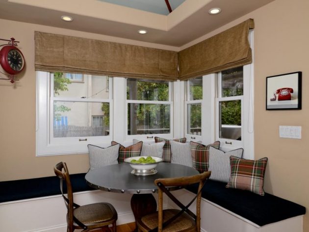 17 Adorable Dining Rooms With Small &amp; Functional Dining Tables