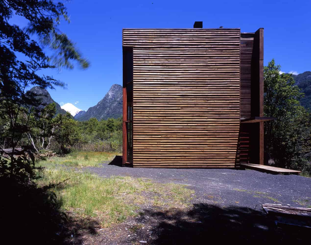 Casa del Fuego by Cazú Zegers in Chile Cazú Zegers (4)