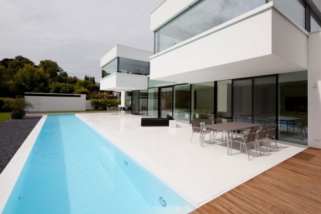 HI-MACS House by Karl Dreer and Bembé Dellinger Architects in Germany (4)
