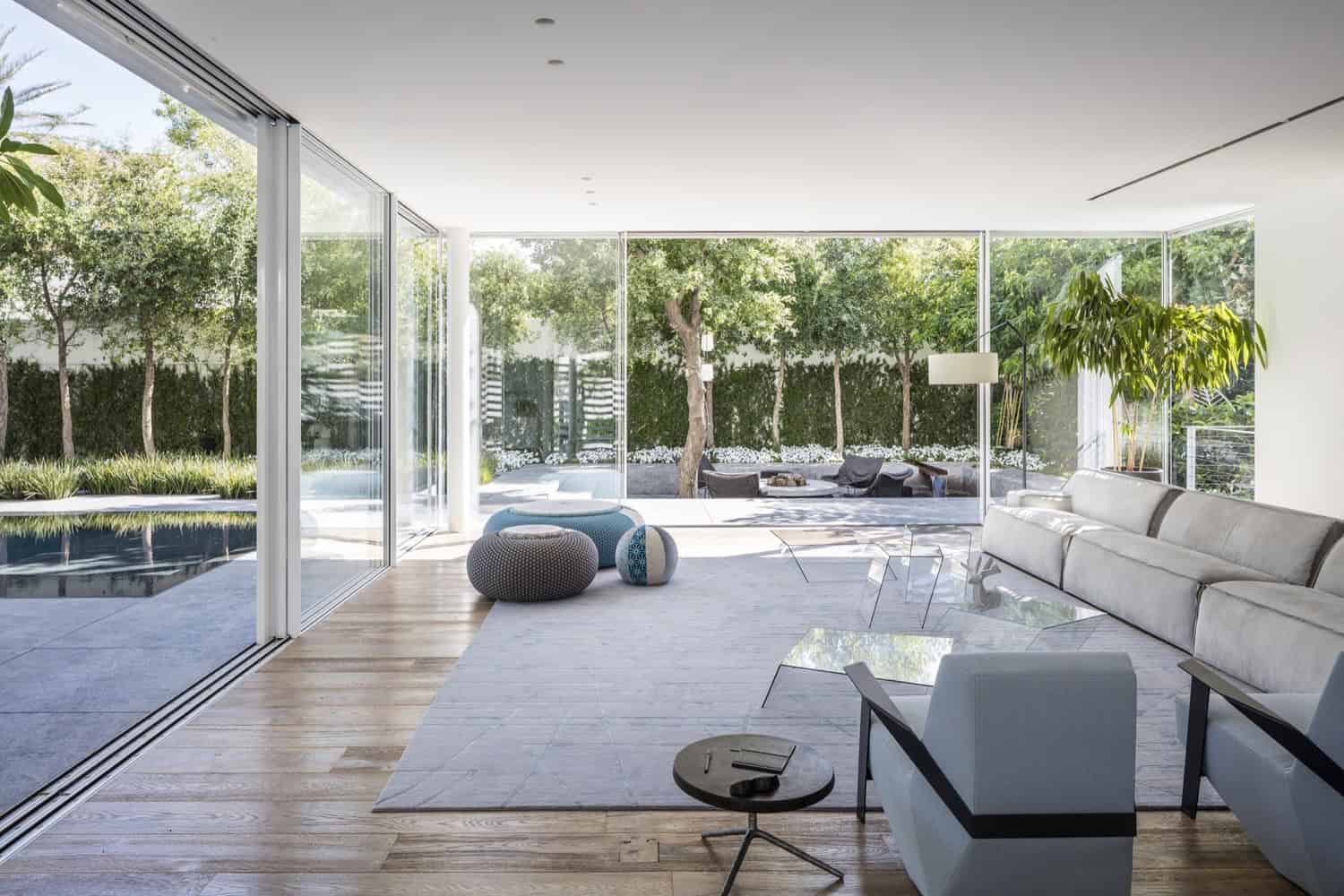 J House by Pitsou Kedem Architects in Israel