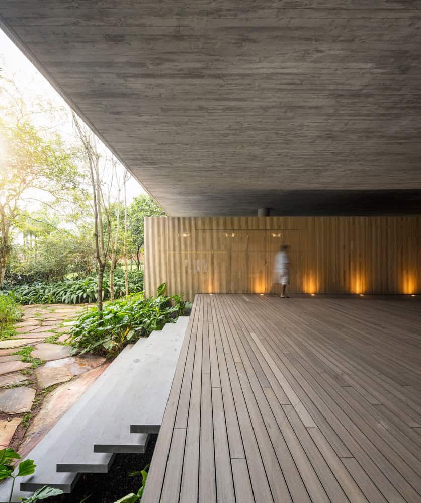 Jungle House by Studio MK27: A Tropical Retreat Suspended Above the Rainforest Jungle House by Studio MK27: A Tropical Retreat Suspended Above the Rainforest