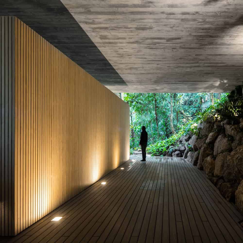 Jungle House by Studio MK27: A Tropical Retreat Suspended Above the Rainforest Jungle House by Studio MK27: A Tropical Retreat Suspended Above the Rainforest