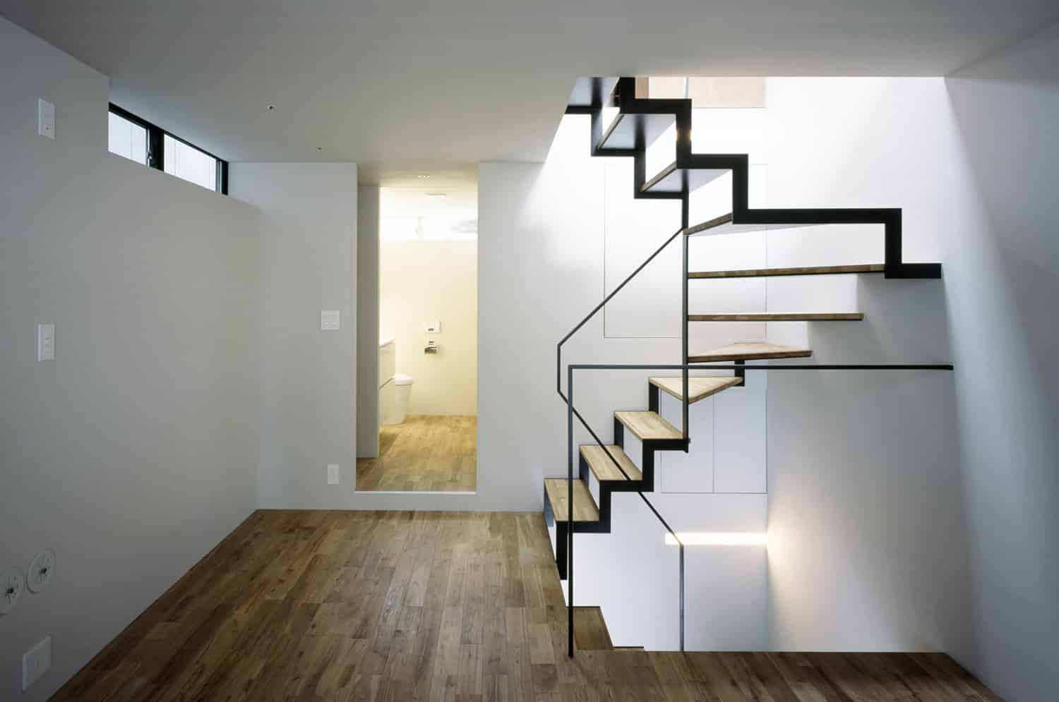 Nest by APOLLO Architects: A Micro-Scale Urban Home in Nagoya, Japan The Nest by APOLLO Architects in Nagoya, Japan (5)