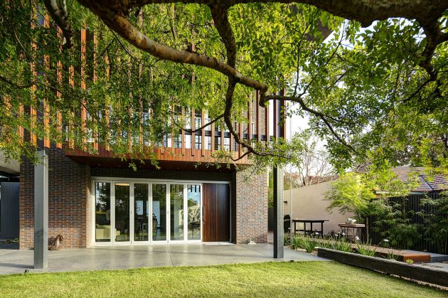 The Wolf House by Wolf Architects in Chadstone, Australia (23)