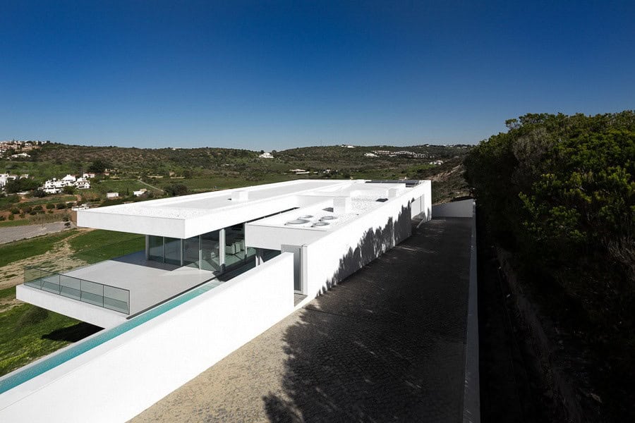 Villa Escarpa by Mario Martins in Luz, Portugal Villa Escarpa by Mario Martins in Luz, Portugal (10)