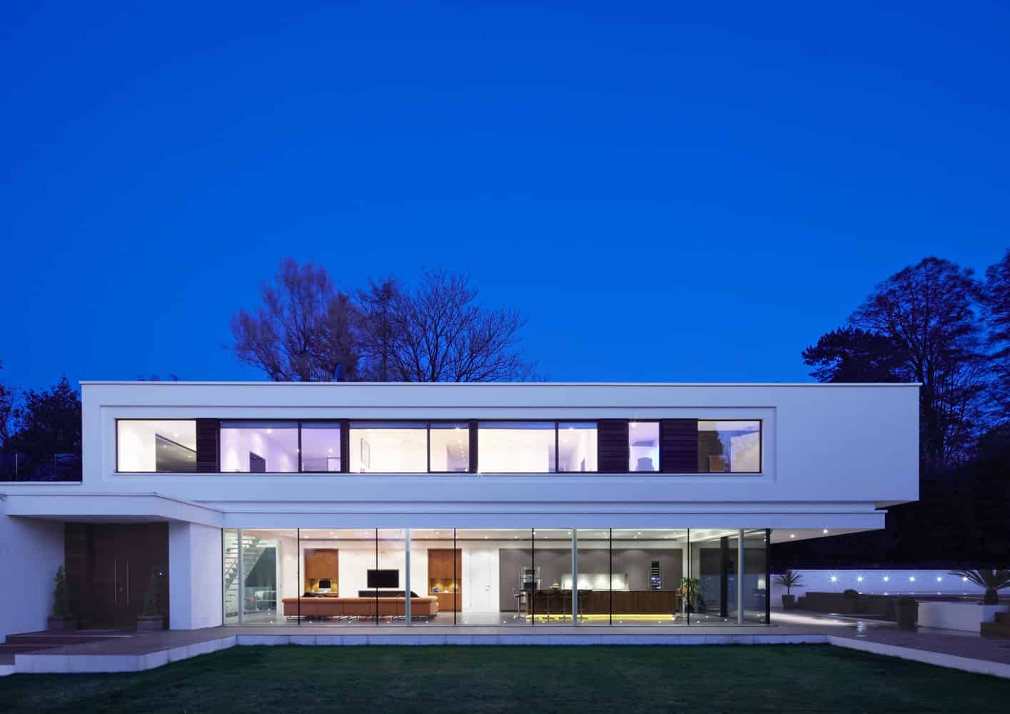 White Lodge by DyerGrimes Architects in Tandridge, England White Lodge by DyerGrimes Architects in Tandridge, England (10)