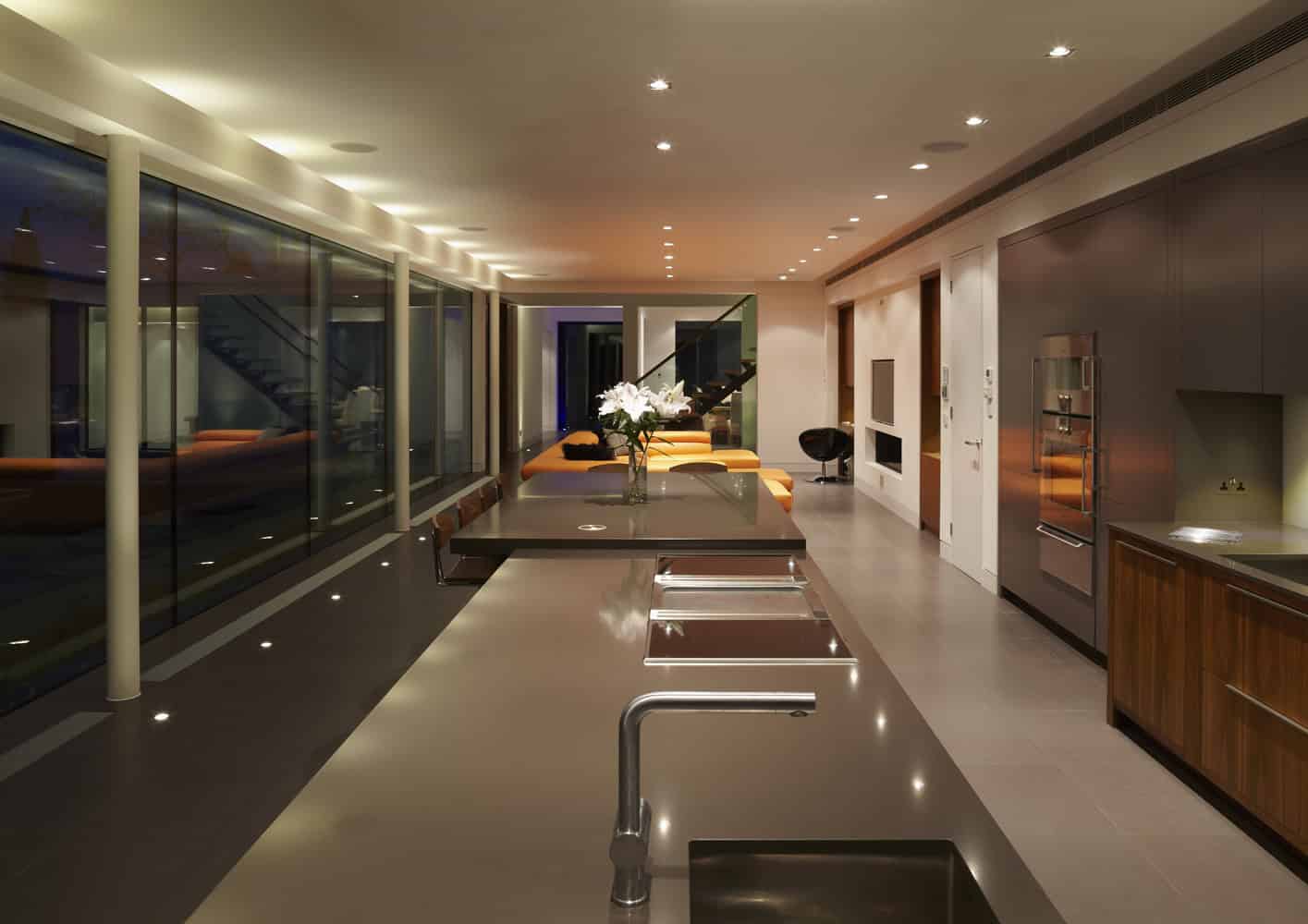 White Lodge by DyerGrimes Architects in Tandridge, England White Lodge by DyerGrimes Architects in Tandridge, England (2)