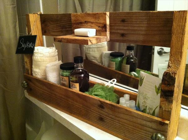 18 Extremely Interesting DIY Pallet Projects To Enhance The Bathroom