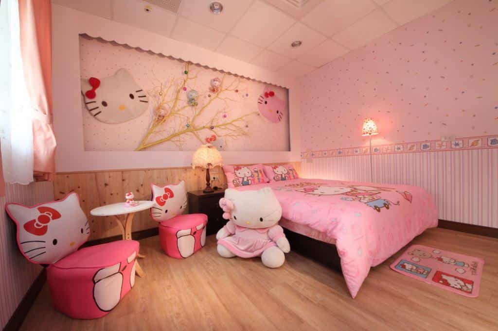 16 Outstanding Pink Bedroom Designs That Are Dream Of Every Girl 12