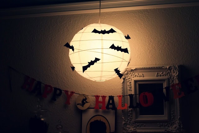 Bat Lanterns DIY Halloween decorations Source