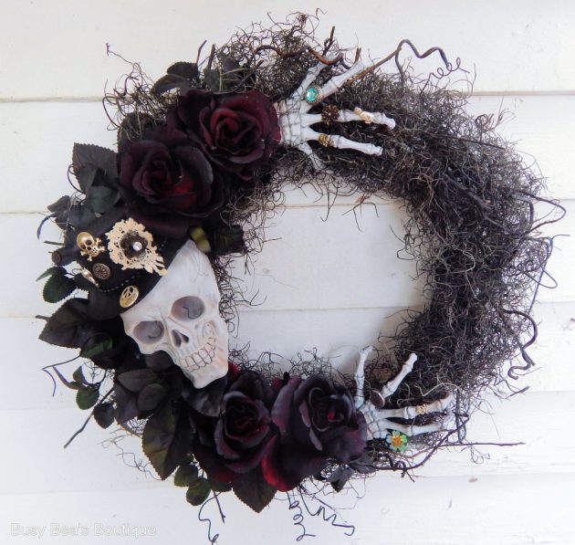 18 Spooky Handmade Halloween Wreath Designs For Your Front Door