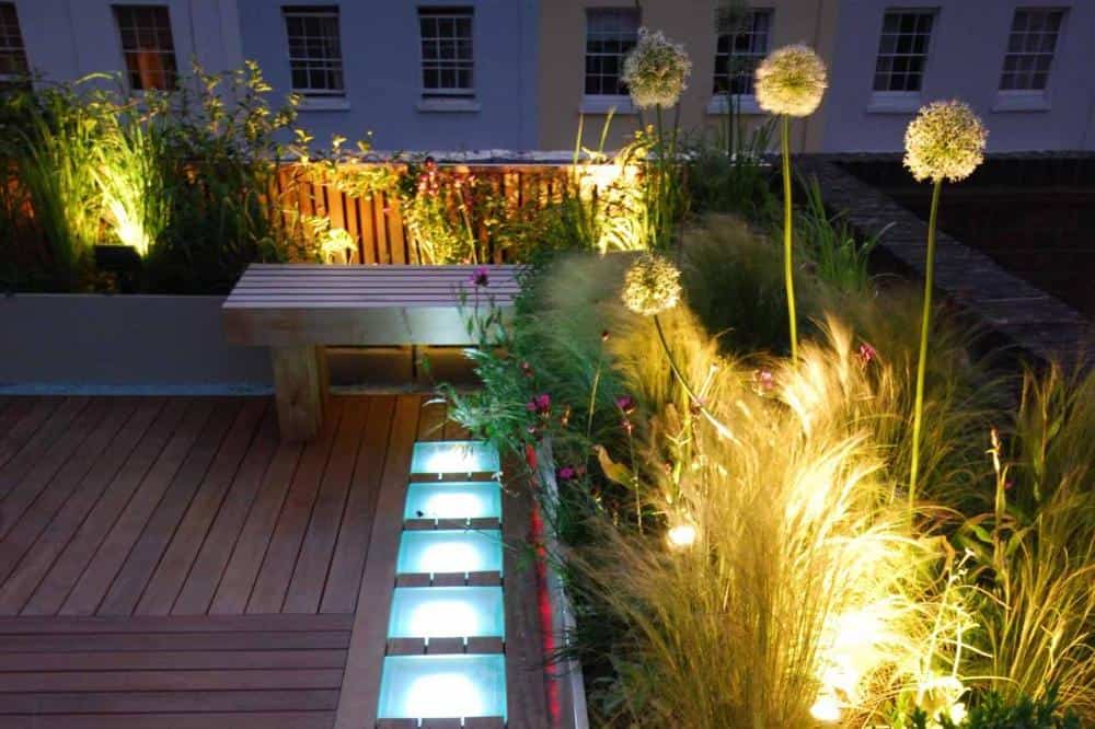 Functional Garden Lighting: What You Should Know? 2