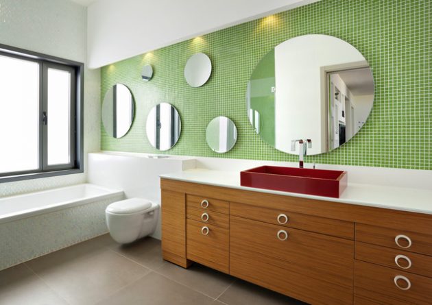 18 Gorgeous Bathroom Mosaics That You Shouldn't Miss