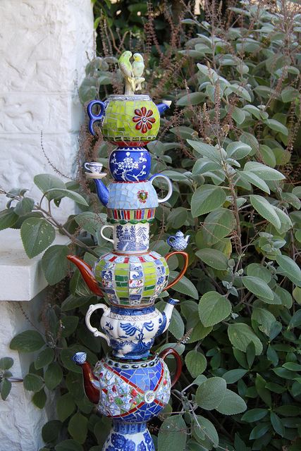 garden teapot diy decorations irresistible miss shouldn source