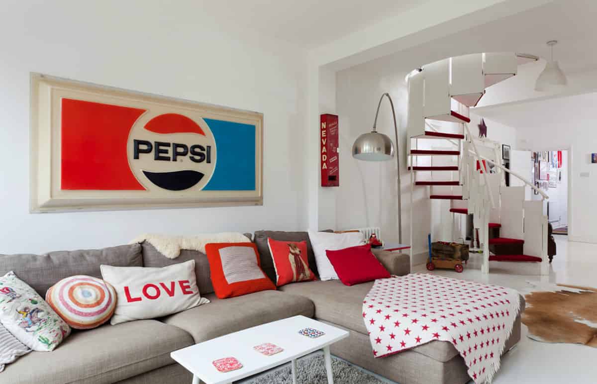 18 Outstanding Interior Designs With Red Details To Break The Monotony 18 Outstanding Interior Designs With Red Details To Break The Monotony