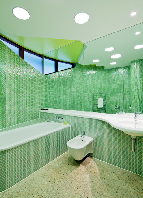18 Gorgeous Bathroom Mosaics That You Shouldn't Miss