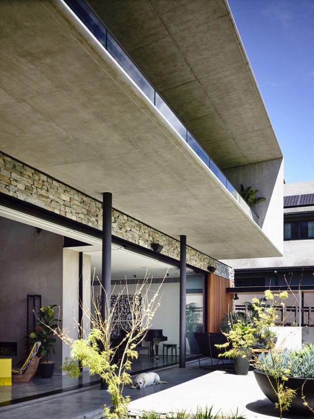 concrete-house-by-matt-gibson-architecture-in-melbourne-australia-3