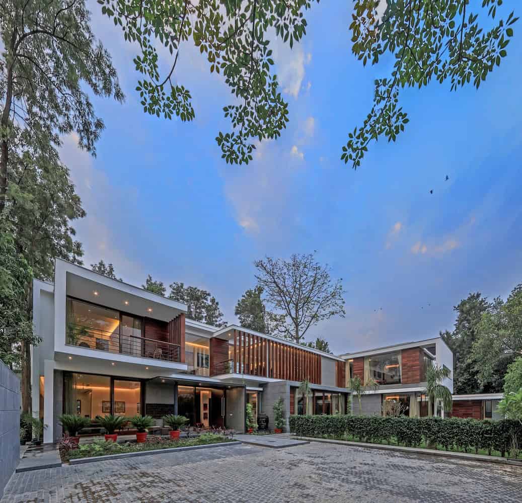 Gallery House by DADA & Partners: A Modernist Promenade Through Nature gallery-house-by-dada-partners-in-chattarpur-india-7