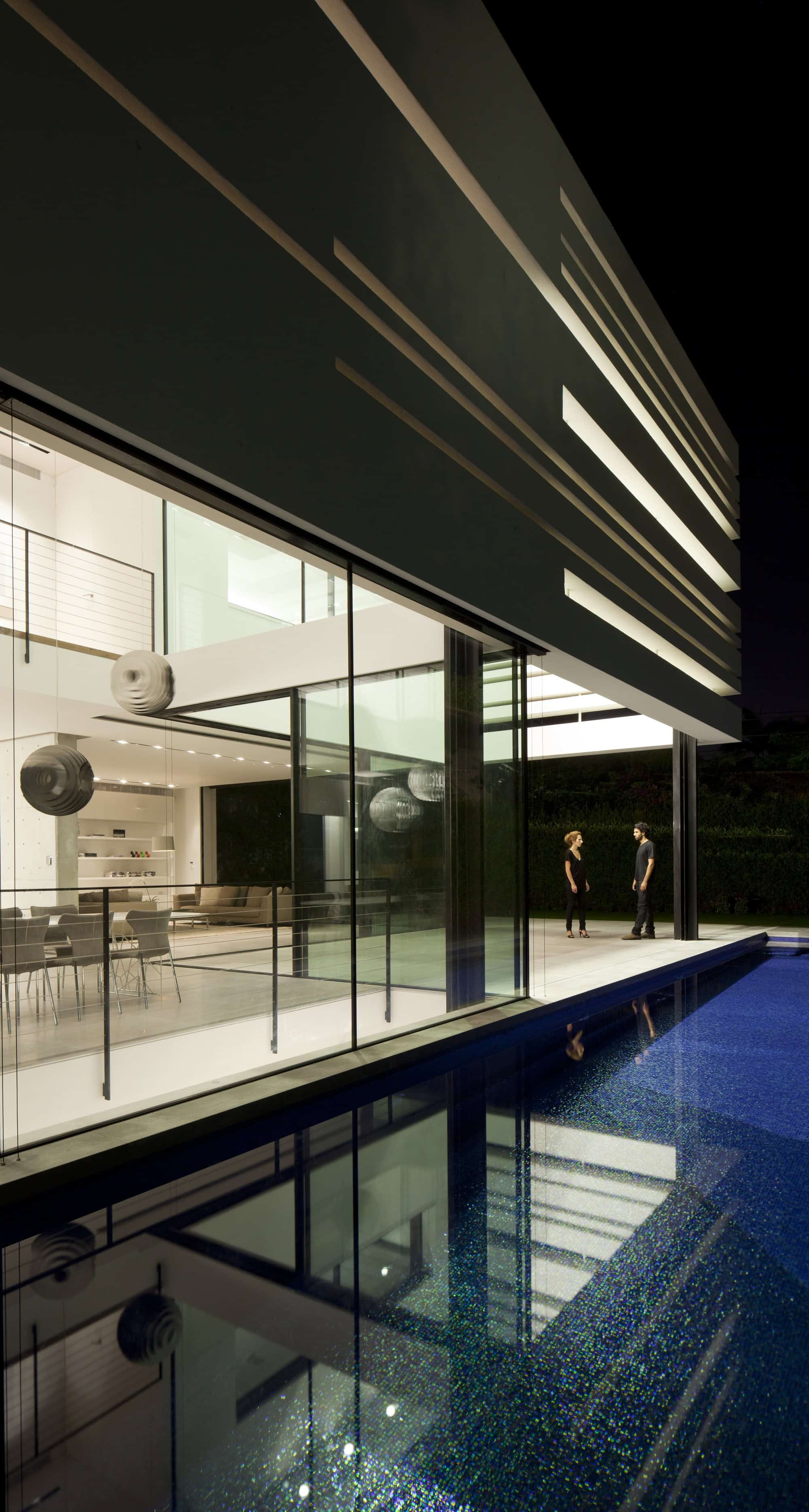 Ramat Gan House 2 by Pitsou Kedem Architects in Ramat Gan, Israel Ramat Gan House 2 by Pitsou Kedem Architects in Ramat Gan, Israel (4)