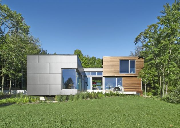 T House by Natalie Dionne Architecture in Sutton, Canada (1)