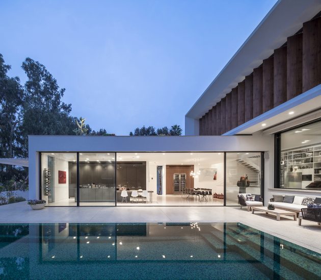 TV House - A Mediterranean Villa by Paz Gersh Architects in Tel Aviv, Israel (8)