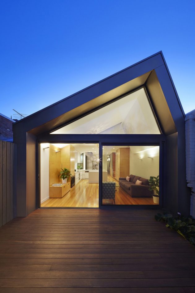The Big Little House by Nic Owen Architects in Australia